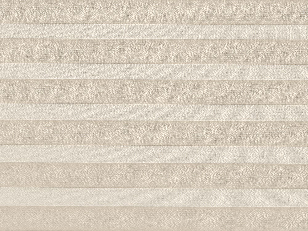 Dmntn — Cream swatch