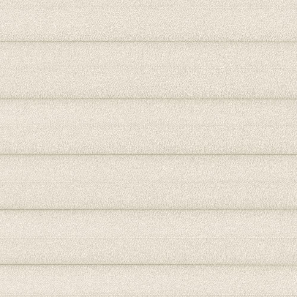 Dmntn — Cream swatch